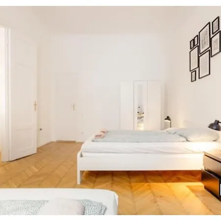 Downtown With Balcony * Budapest